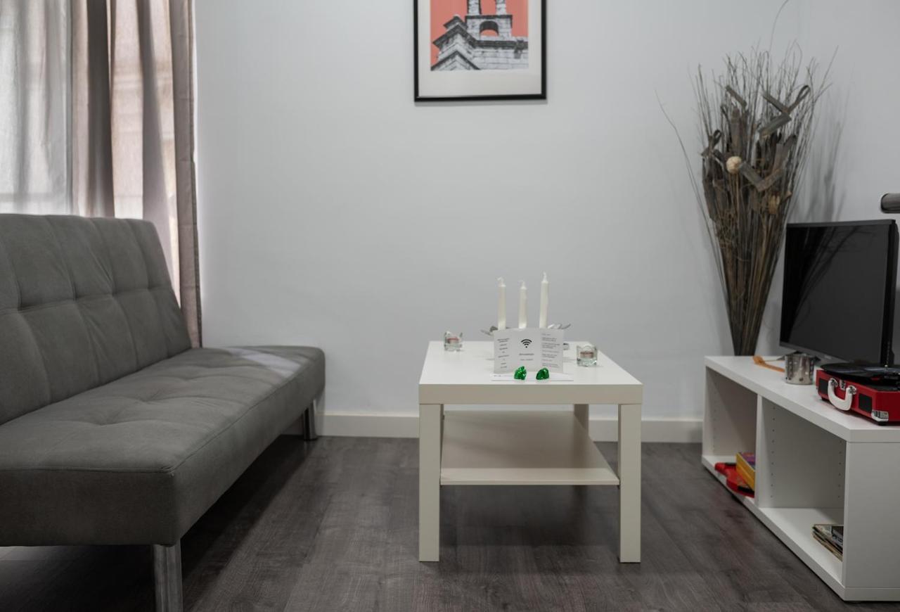 Apartamentos Turisticos Domus Seleqtia Plaza Mayor Касерес Екстер'єр фото